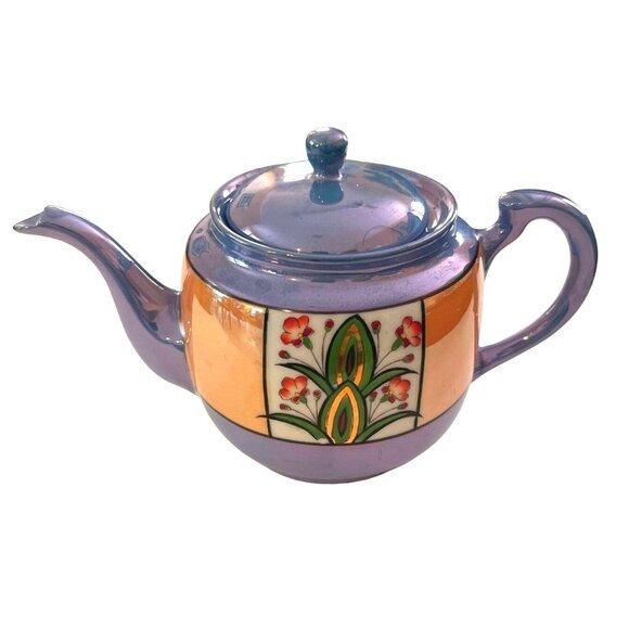 Vintage Lusterware Teapot and Tea Cups Hand Painted in Japan - Picture 4 of 15